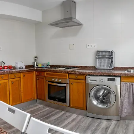 Apartamento Oviedo Apartment *